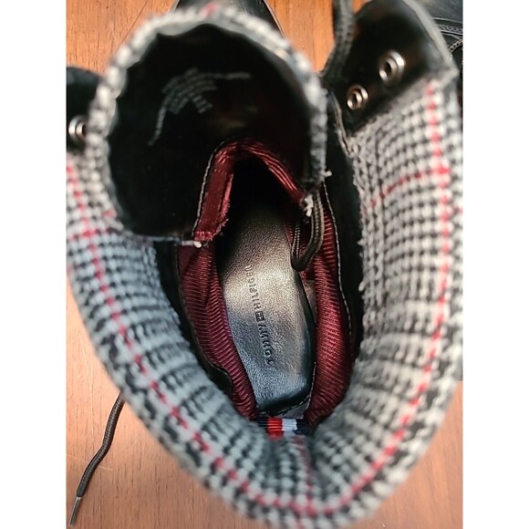 Tommy Hilfiger Womens 9M Dyan Lace Up Fold Ankle Boot Black Faux Leather - Picture 8 of 10